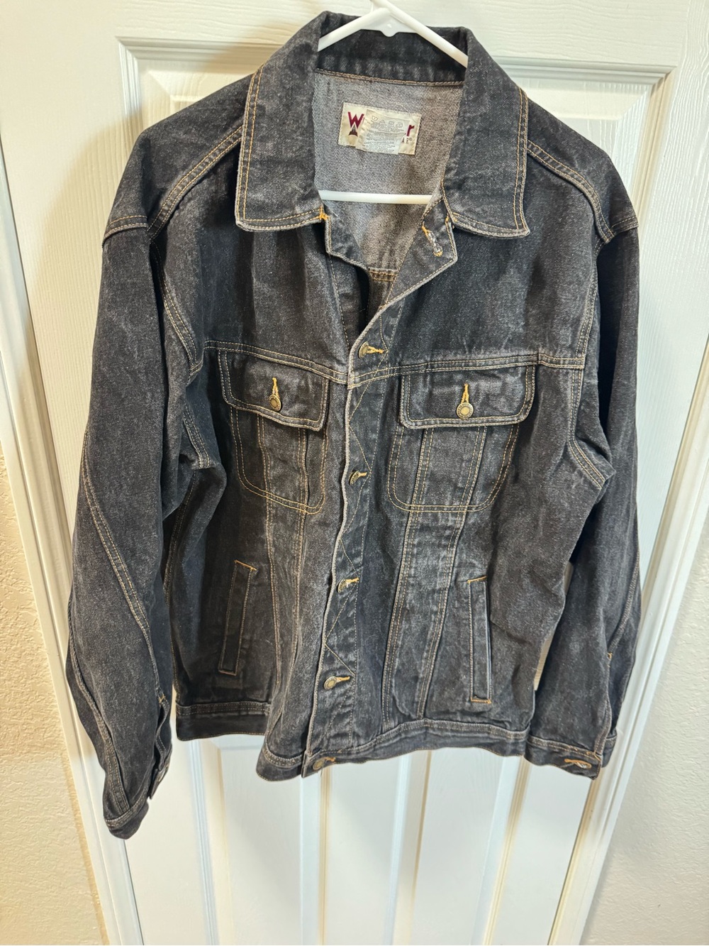 Wrangler Rugged black denim jacket with maroon logo